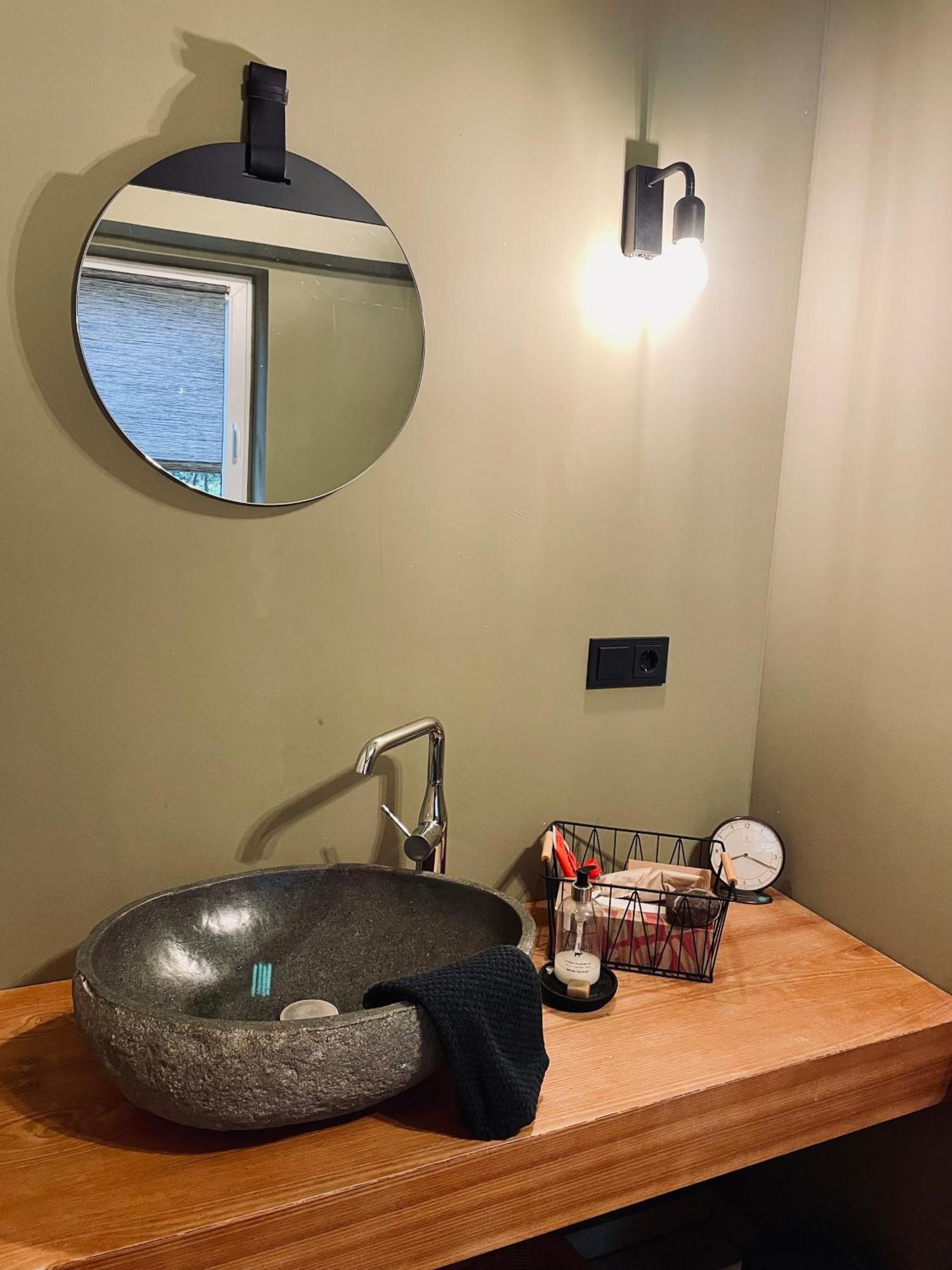 Tinystory - Das Appartement Mit Hotelgefuehl In Obernburg โอเบิร์นบวร์ก อัม มาน ภายนอก รูปภาพ